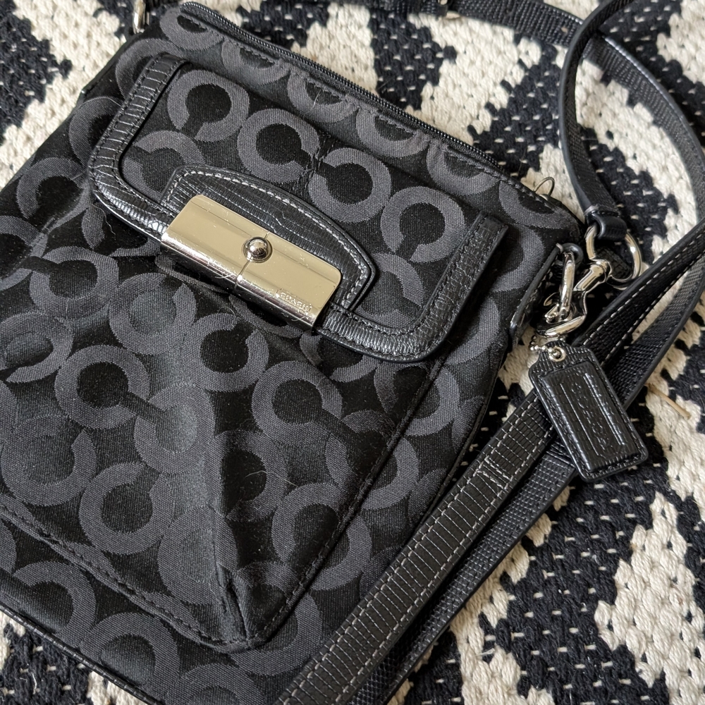 Coach Black Signature Crossbody Bag with Front Pocket - Picture 3 of 7